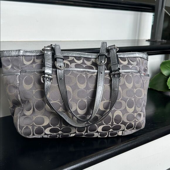 Coach Black and Gray Signature Tote - Picture 5 of 12